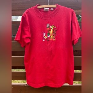Vintage Y2K Disney Embroidered Piglet & Tigger T-Shirt